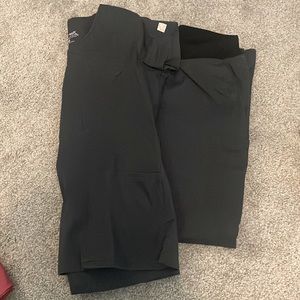 Butter Soft Scrub Set size small top and bottoms